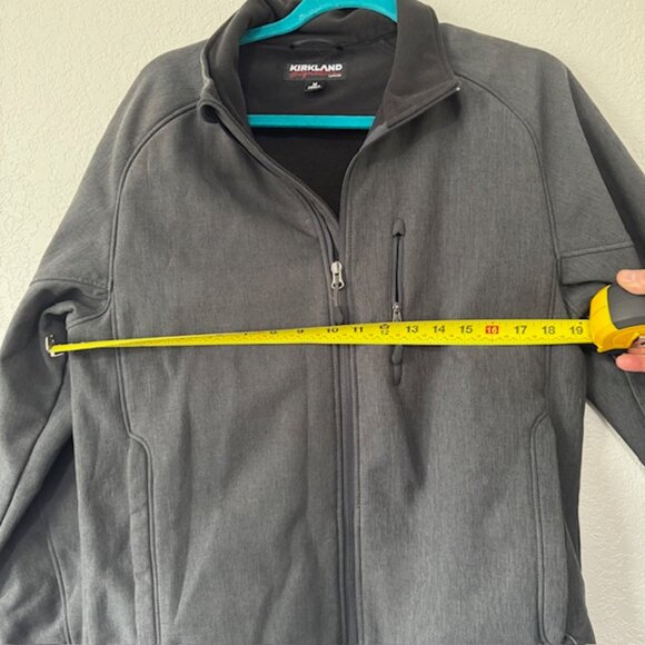 Kirkland Signature Soft Shell‎ Zip Up Gray Jacket Men's Size Medium - Picture 7 of 7